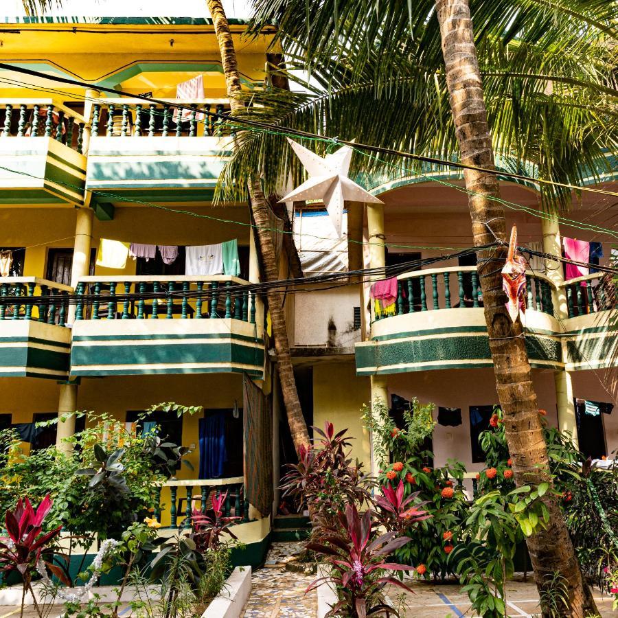 IVON Guest House Arambol Extérieur photo