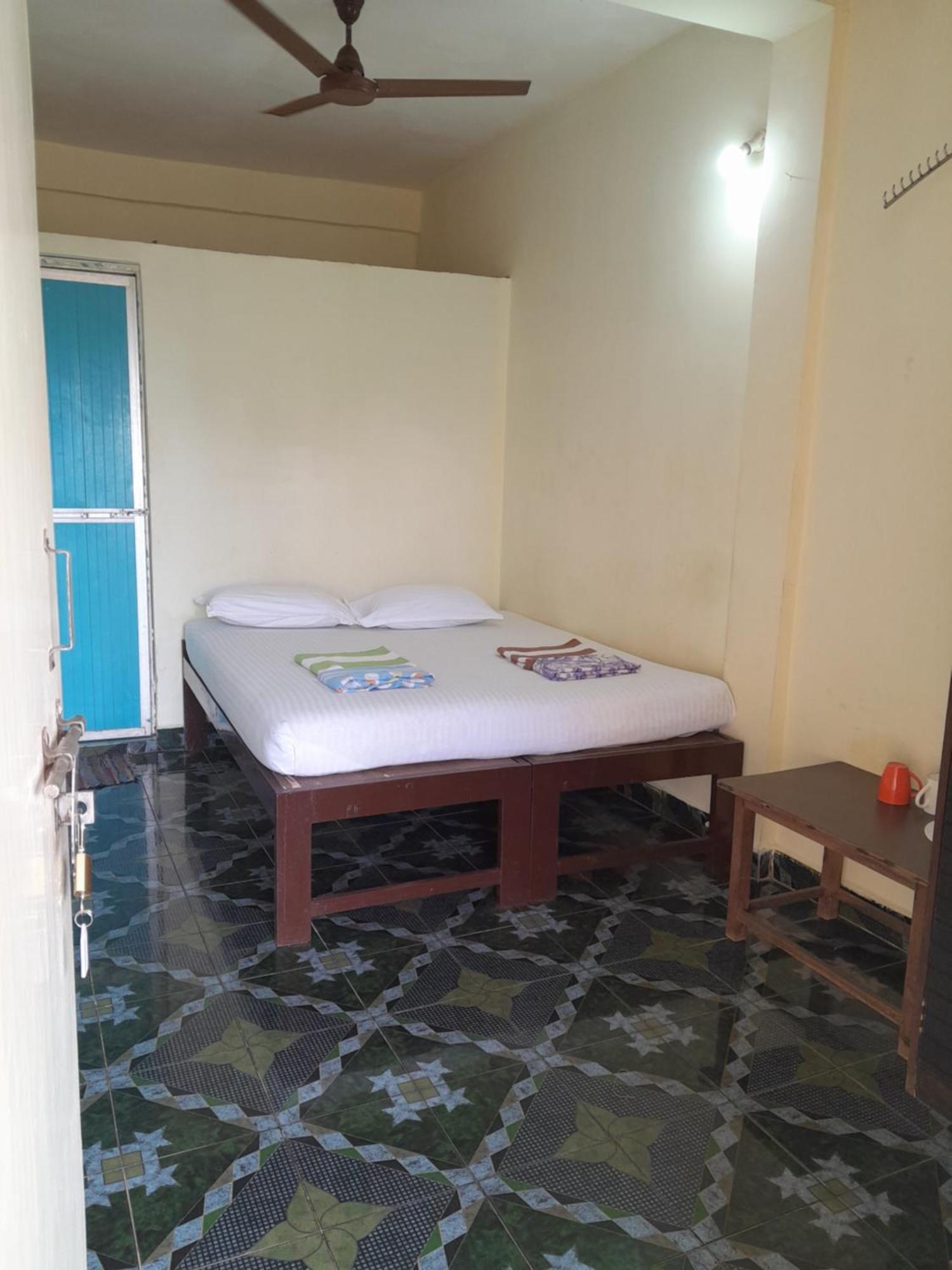 IVON Guest House Arambol Extérieur photo