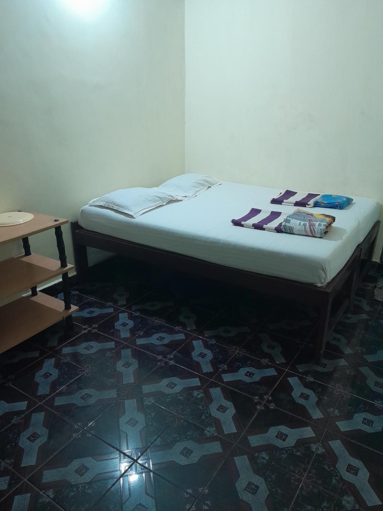 IVON Guest House Arambol Extérieur photo