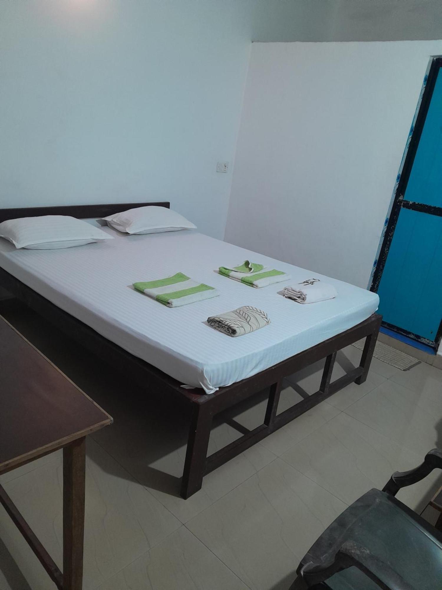 IVON Guest House Arambol Chambre photo